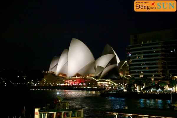 Nhà hát Opera Sydney nổi tiếng ở Úc