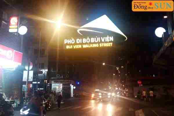 Phố đi bộ Bùi viện