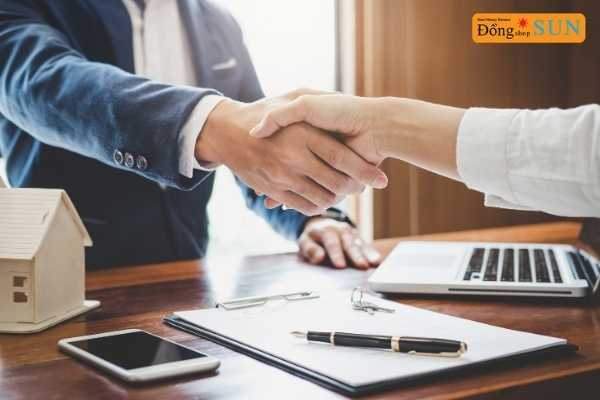 Ưu điểm khi vay tiền không chứng minh thu nhập tại Dong Shop Sun