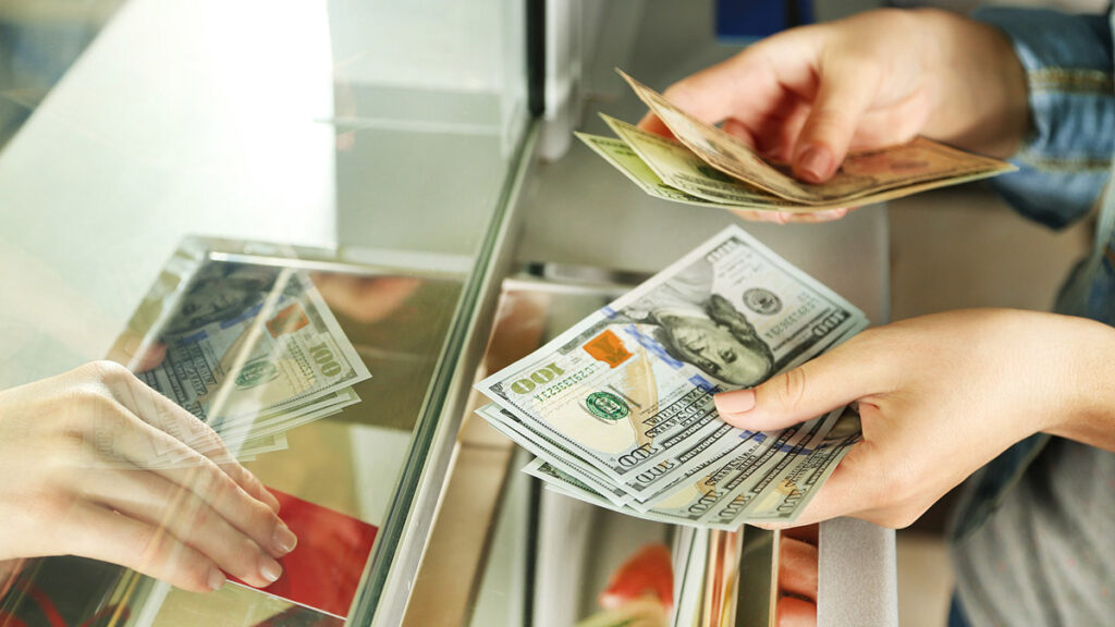 Tiền rách đổi ở đâu? Tiền polyme rách đổi ở đâu?