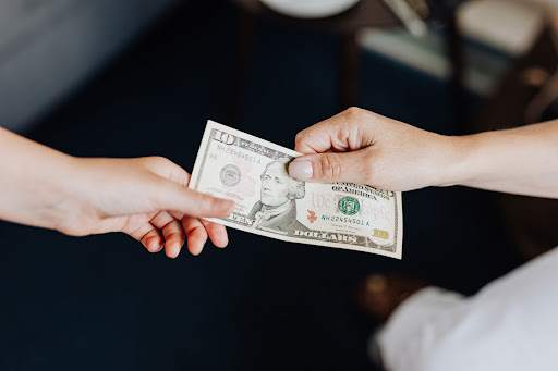 Vay tiền trả góp không chứng minh thu nhập là gì?