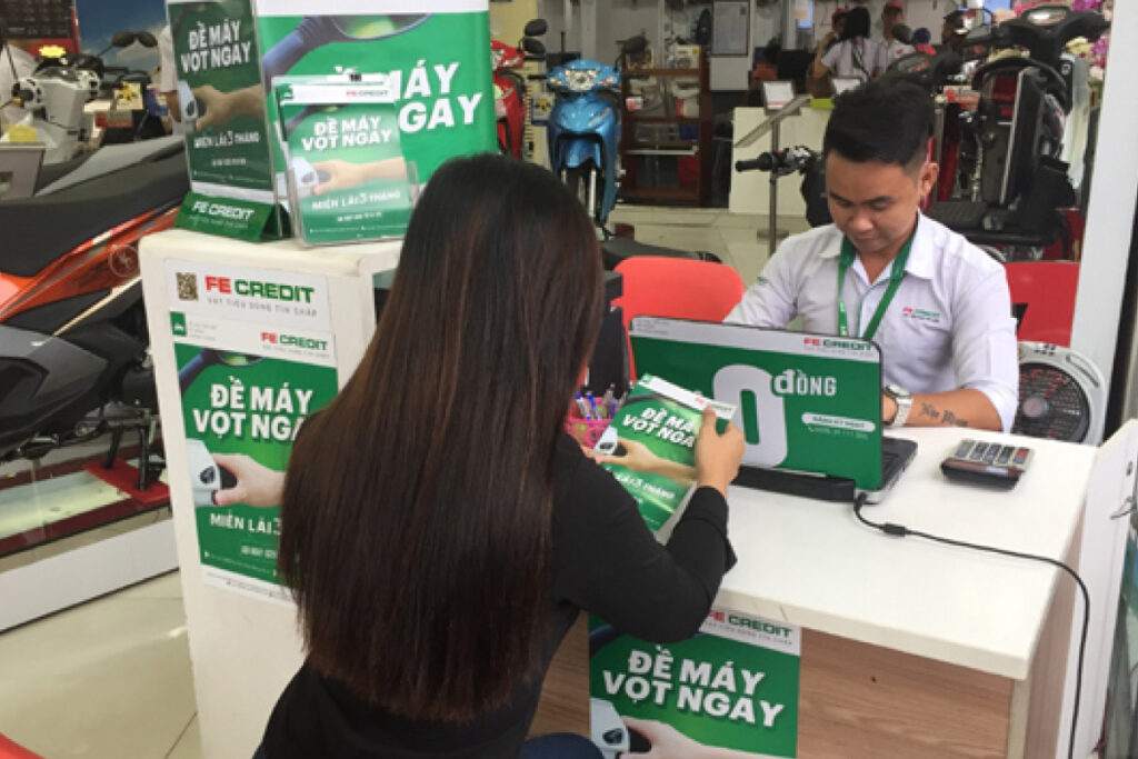Kinh nghiệm vay tiền mặt Fe Credit