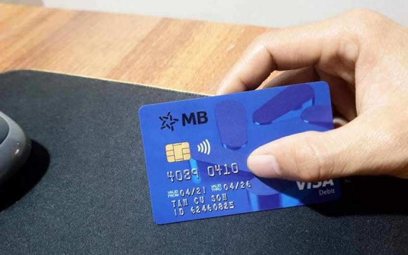 Làm thẻ ngân hàng MBBank mất bao nhiêu tiền?